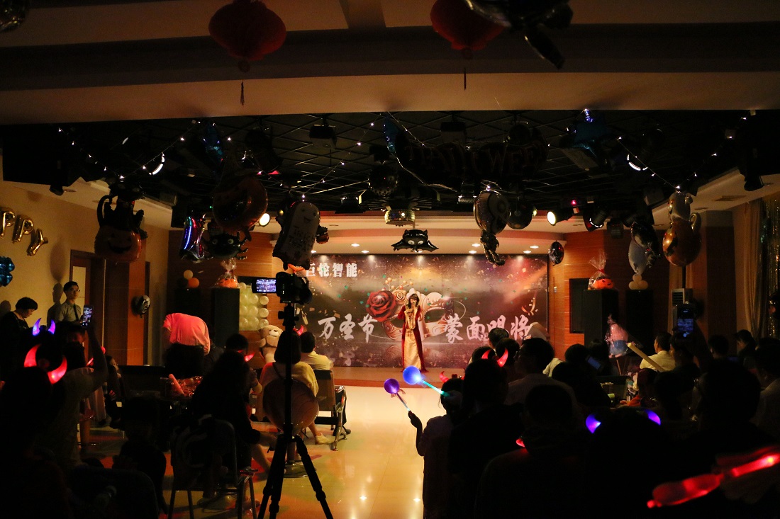 肆意青春魔幻夜  蒙麵歌手齊登台